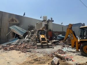 गुरुग्राम के सेक्टर-69 में अवैध कब्जों के खिलाफ GMDA का बड़ा एक्शन