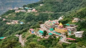 Hill Station: मेरठ-गाजियाबाद से सिर्फ 3 घंटे की दूरी पर हैं खूबसूरत हिल स्टेशन! मिलती है जन्नत