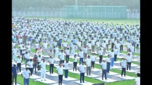 Gurugram: योग दिवस पर  ‘एक पृथ्वी, एक स्वास्थ्य’ और ‘नशा मुक्त हरियाणा’ का संकल्प