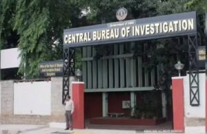 CBI Raid : दिल्ली-NCR के 22 बिल्डर्स पर FIR दर्ज, 47 जगहों पर एक साथ पड़ा छापा