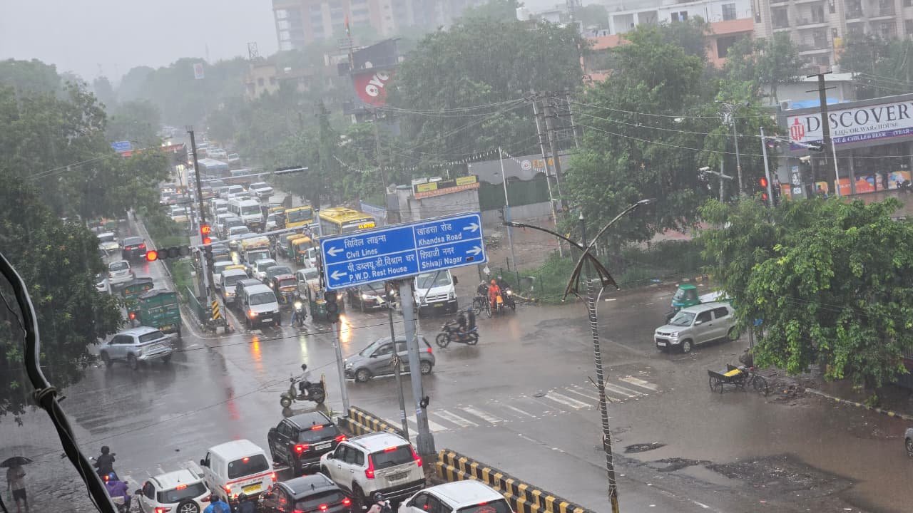 Heavy Rain In Gurugram (1)