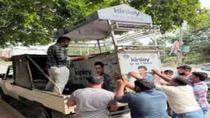 MCG Action: गुरुग्राम में अतिक्रमण पर नगर निगम का बुलडोजर, सड़क और फुटपाथ खाली कराए