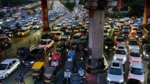 Traffic Diversion : दिल्ली से गुरुग्राम आने वाले वाहन चालकों ट्रैफिक किया गया डायवर्ट, देखें पूरा प्लान