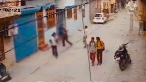 Firing At Girl एकतरफ़ा प्रेम में दिनदहाड़े छात्रा को मारी गोली