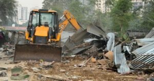 DTP का बड़ा एक्शन : सरस्वती कुंज में 670 अवैध झुग्गियां ध्वस्त