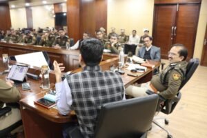 CBI अधिकारी पहुंचे गुरुग्राम पुलिस कमिश्नर ऑफिस, अधिकारियों के साथ की बैठक